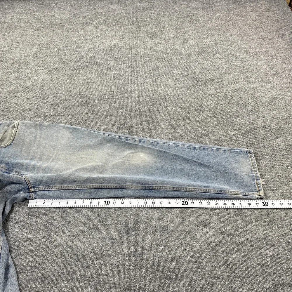 Levi's 560 Jeans Mens 33x30 Blue Comfort Fit Tapered Leg Light Wash Denim